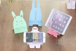 Phone stand example for classroom design discussion