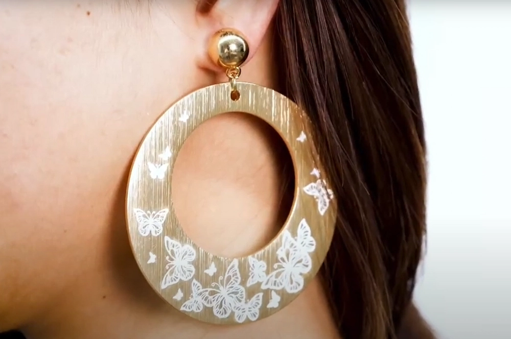 Laser engraving customized earrings
