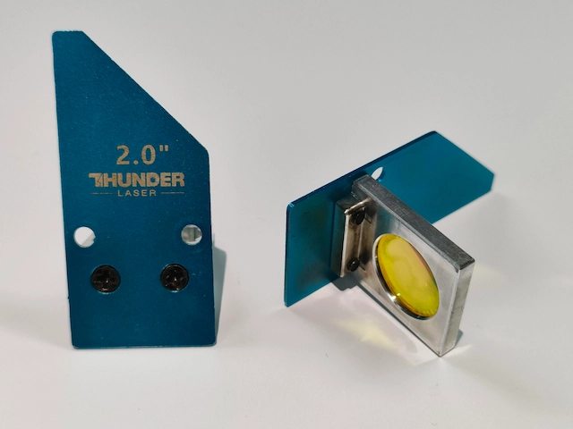 bolt 2.0 inch lens