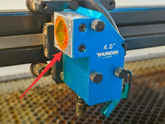bolt 4.0 inch lens place