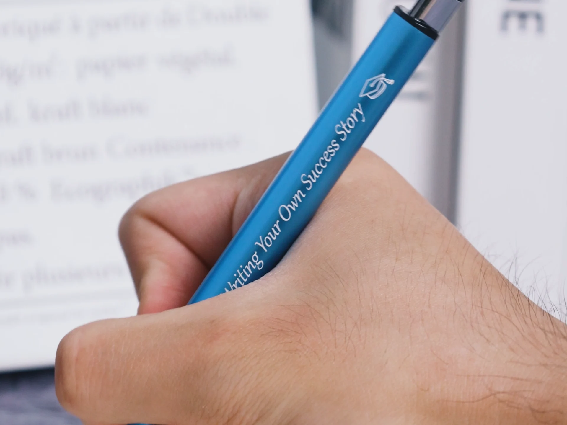 Fiber laser marking aluminum pens.