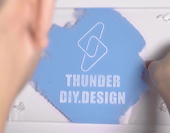 acrylic-logo-board