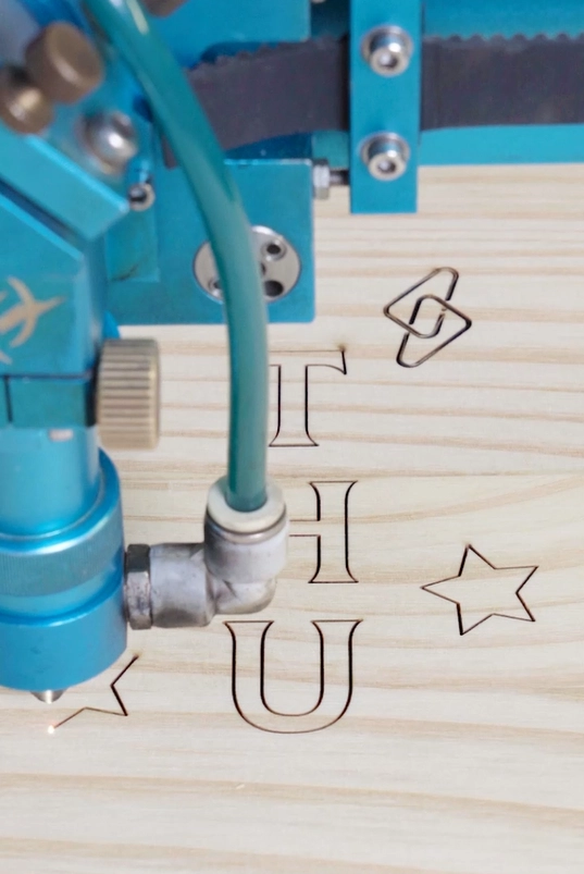 alphabet shaped lamp 2