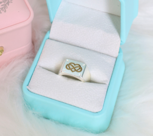 A laser marking ring