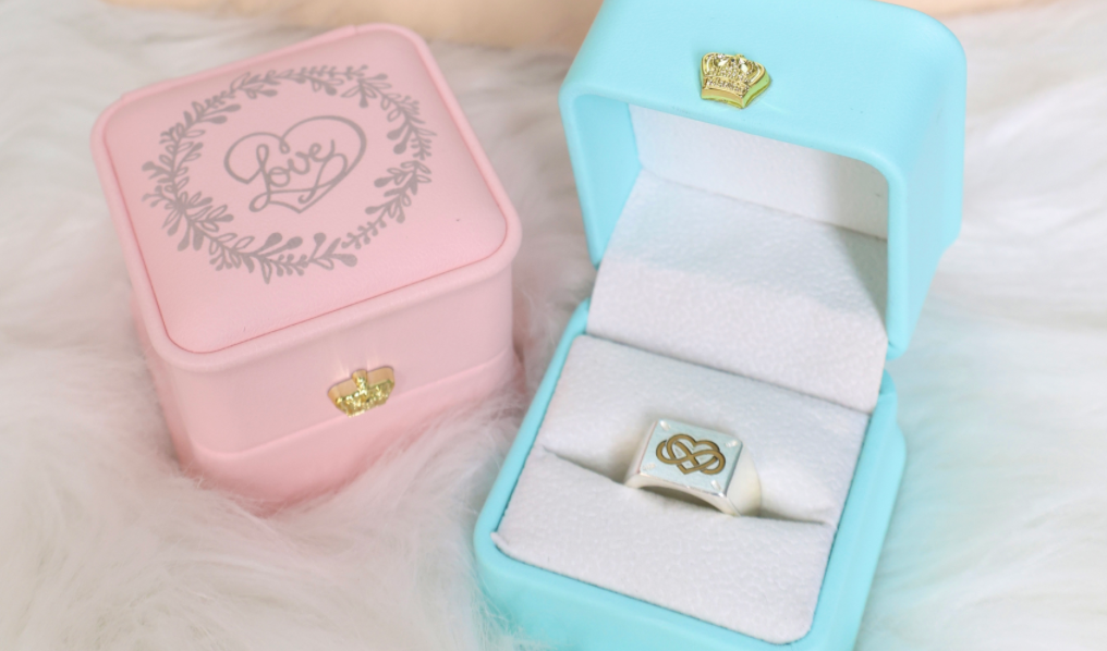 a laser mrking ring and box