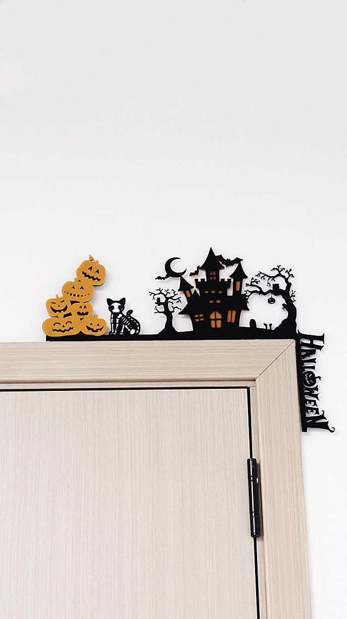 Halloween Door Decor Made with Thunder Laser Bolt Machine