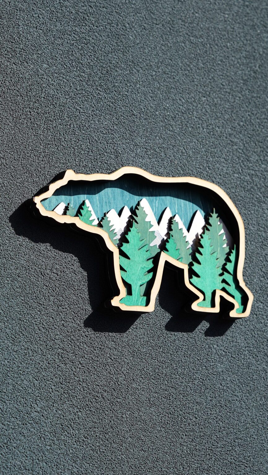 A well laser-cut chritsmas wall decor