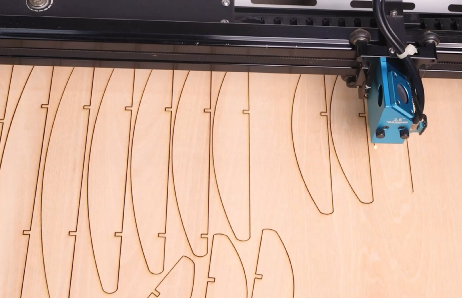 Laser cutting the tea light holder