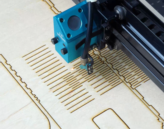 Laser cutting the tissue box with thunder bolt