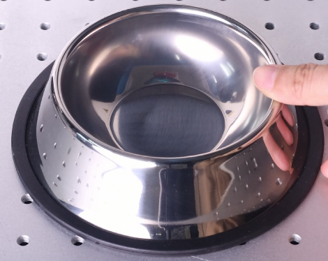 put the pet bowl on the laser bed