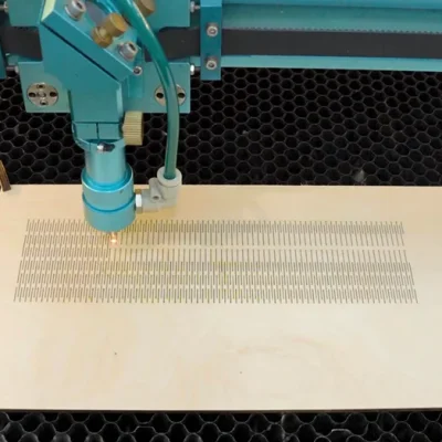The thunder nova 51 is engraving & cutting the wood