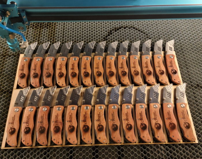 laser engraving hunting knife