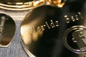 laser engraving jewelry pendant